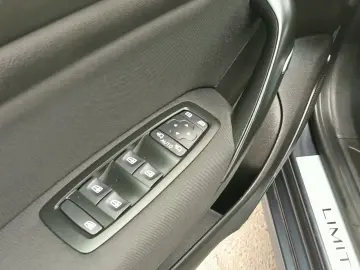 Renault Megane Estate 1.33 Tce Limited 2020 RAR  Garanție