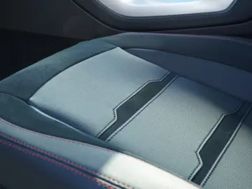 MERCEDES-BENZ Mercedes-AMG GLE 53 HYBRID 4MATIC  Premium AHK