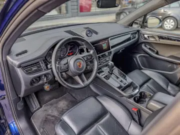 Porsche Macan T