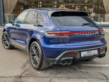 Porsche Macan T