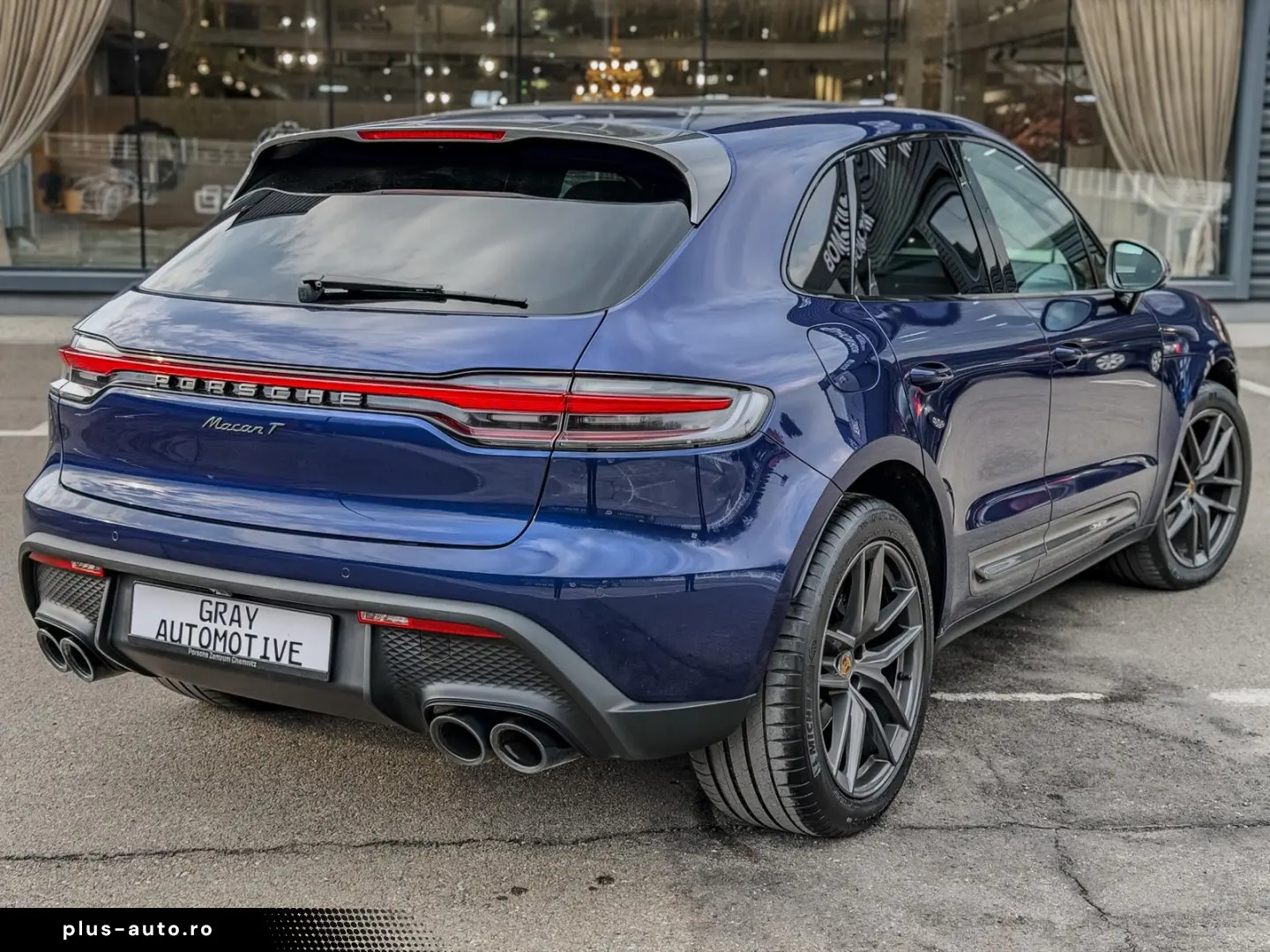 Porsche Macan T