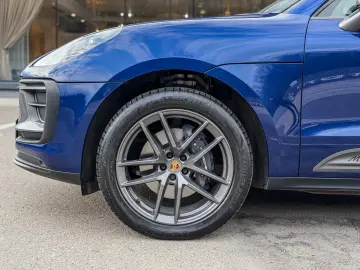 Porsche Macan T