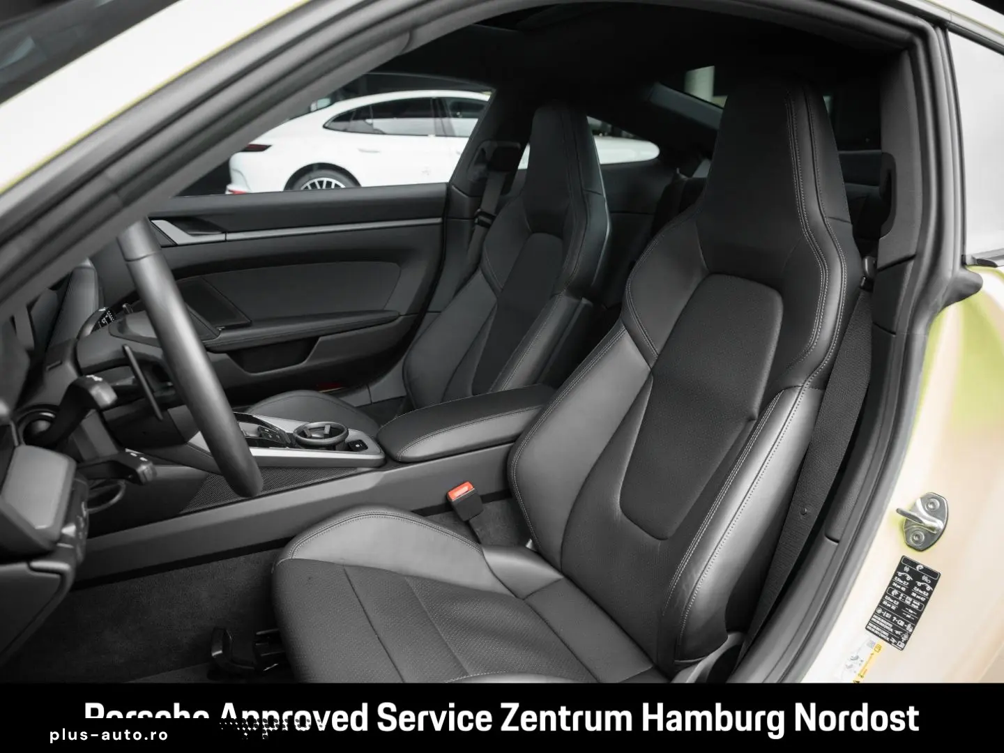 PORSCHE 992 -2 (911) Carrera BOSE Servolenkung Plus