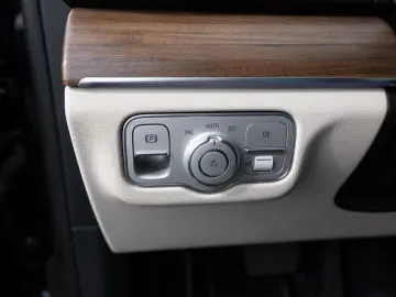 MERCEDES-BENZ GLE 400 e 4M AMG-Sport Pano AHK Distr &hellip;