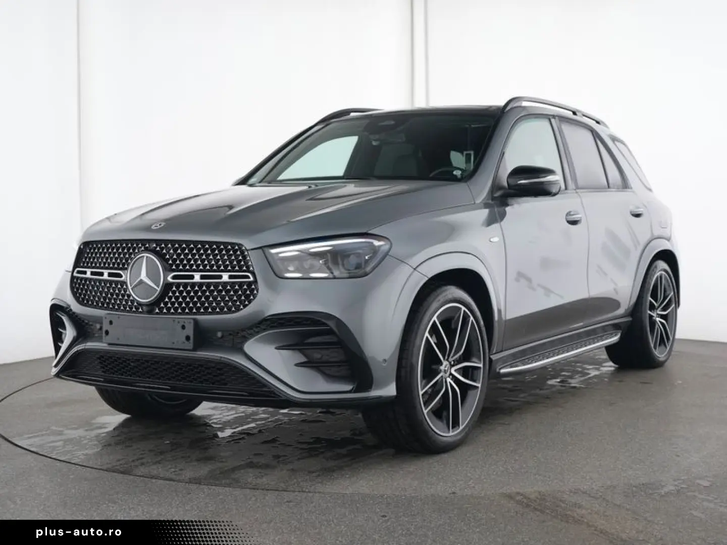 MERCEDES-BENZ GLE 400 e 4M AMG BURM AIRM HuD DISTR AHK PANO