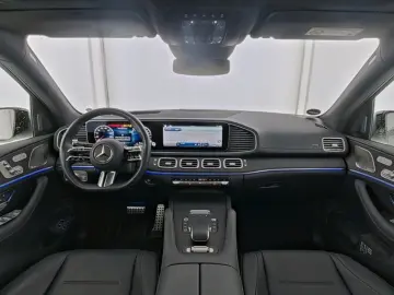 MERCEDES-BENZ GLE 400 e 4M AMG BURM AIRM HuD DISTR AHK PANO