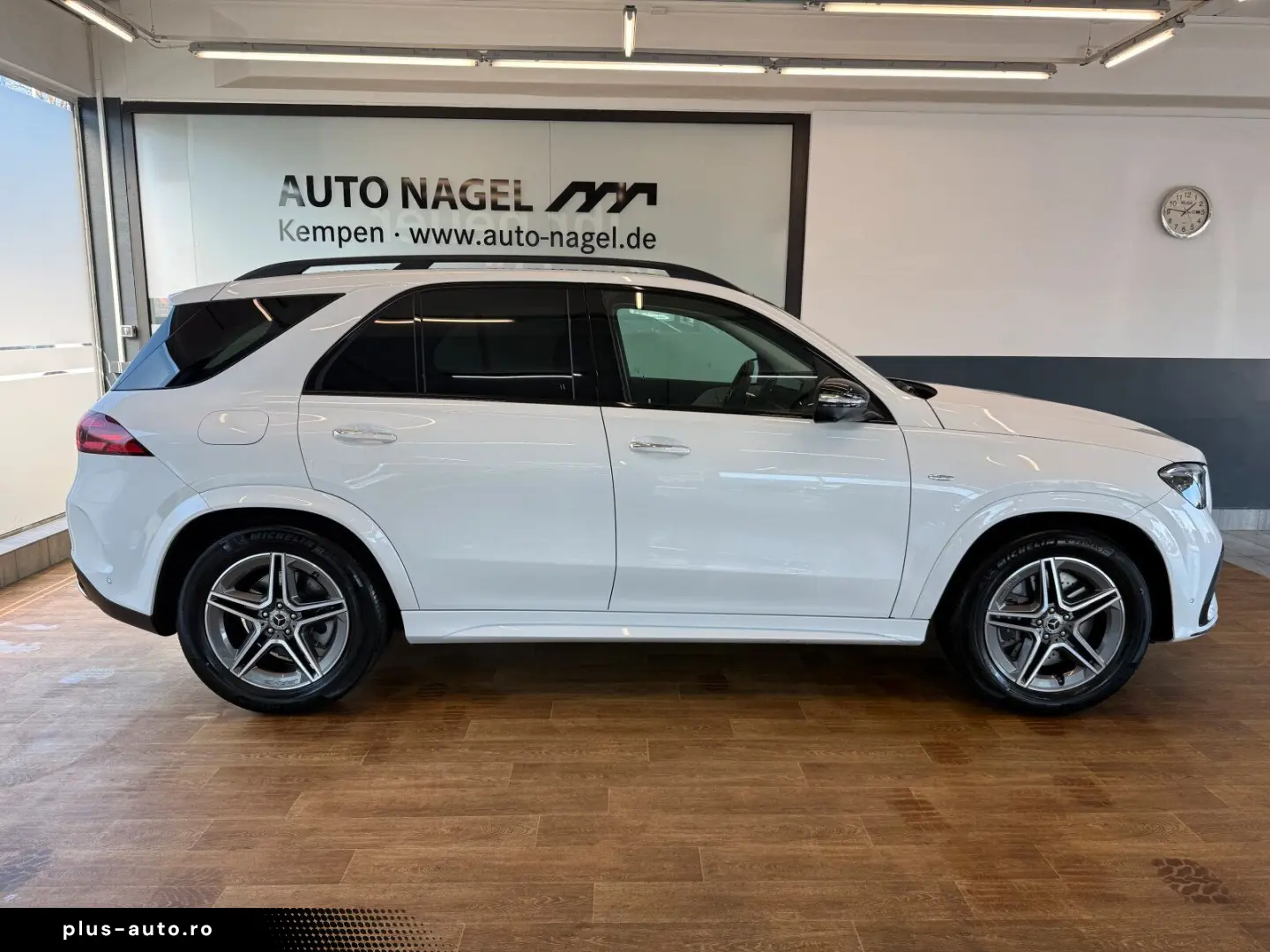 MERCEDES-BENZ GLE 400 e 4M AMG  Multibeam NAVI DAB AHK 360