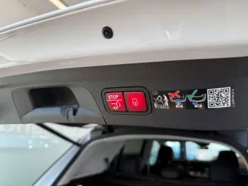 MERCEDES-BENZ GLE 400 e 4M AMG  Multibeam NAVI DAB AHK 360