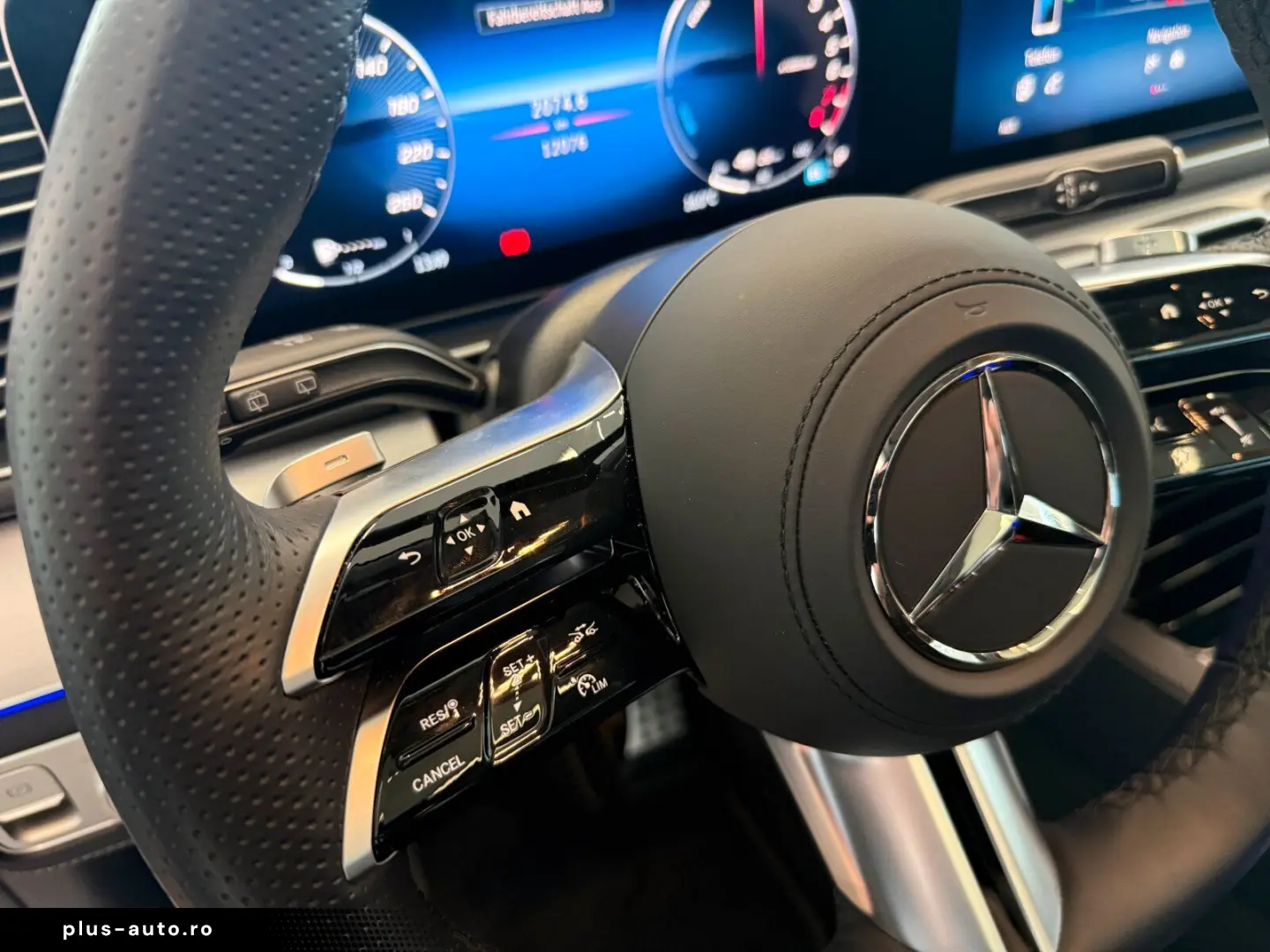 MERCEDES-BENZ GLE 400 e 4M AMG  Multibeam NAVI DAB AHK 360