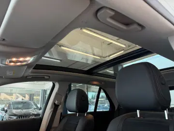 MERCEDES-BENZ GLE 400 e 4M AMG  Multibeam NAVI DAB AHK 360