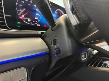 MERCEDES-BENZ GLE 400 e 4M AMG  Multibeam NAVI DAB AHK 360