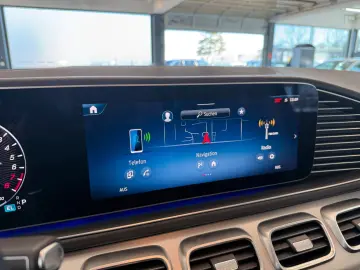 MERCEDES-BENZ GLE 400 e 4M AMG  Multibeam NAVI DAB AHK 360