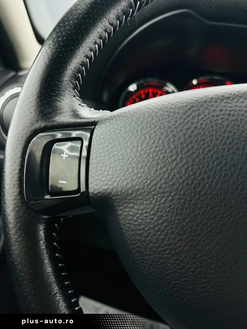 DACIA DUSTER 2015 1.2i E5 Garantie 12 Luni Rate Avans 0 Doar