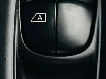 NISSAN Qashqai 2015 1.5D E6 Garantie 12  Luni Rate Avans 0 D