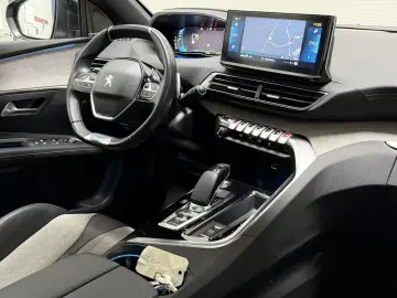 Peugeot 3008 Gen-Ii-2016