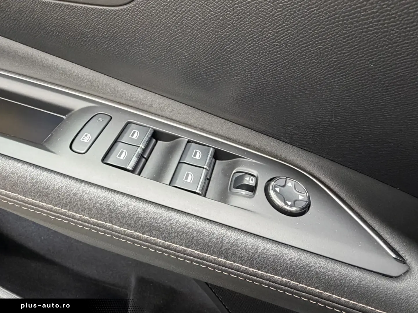 Peugeot 3008 Gen-Ii-2016