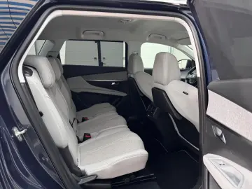 Peugeot 5008 Gen-Ii-2016