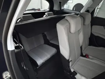 Peugeot 5008 Gen-Ii-2016