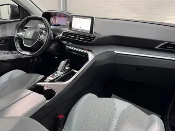 Peugeot 5008 Gen-Ii-2016