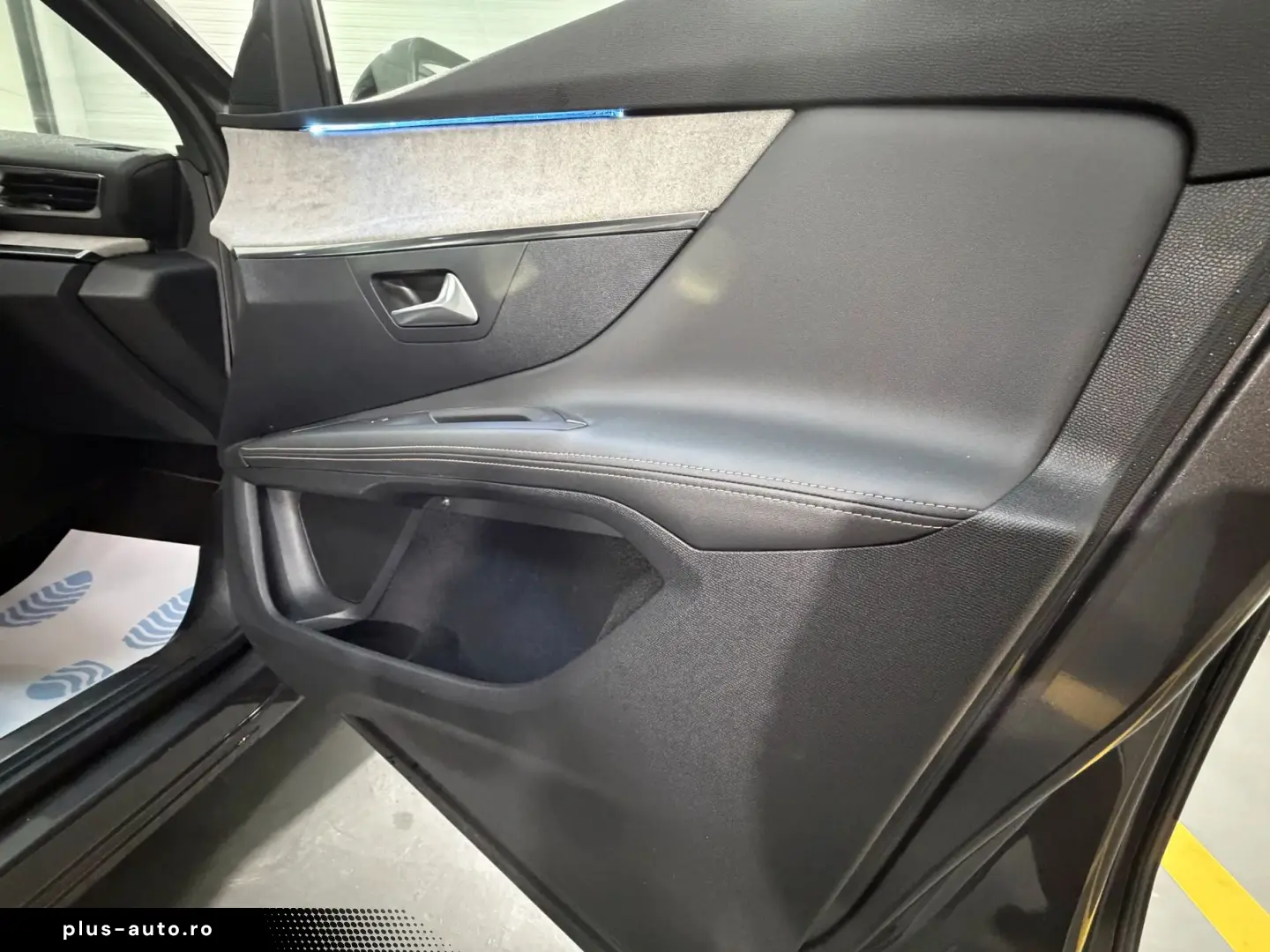 Peugeot 3008 Gen-Ii-2016