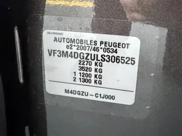 Peugeot 3008 Gen-Ii-2016