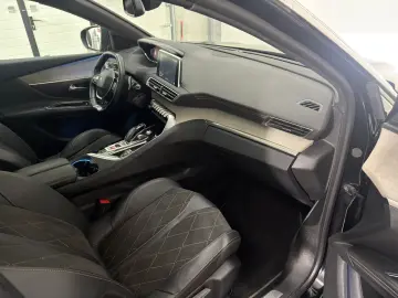 Peugeot 5008 Gen-Ii-2016