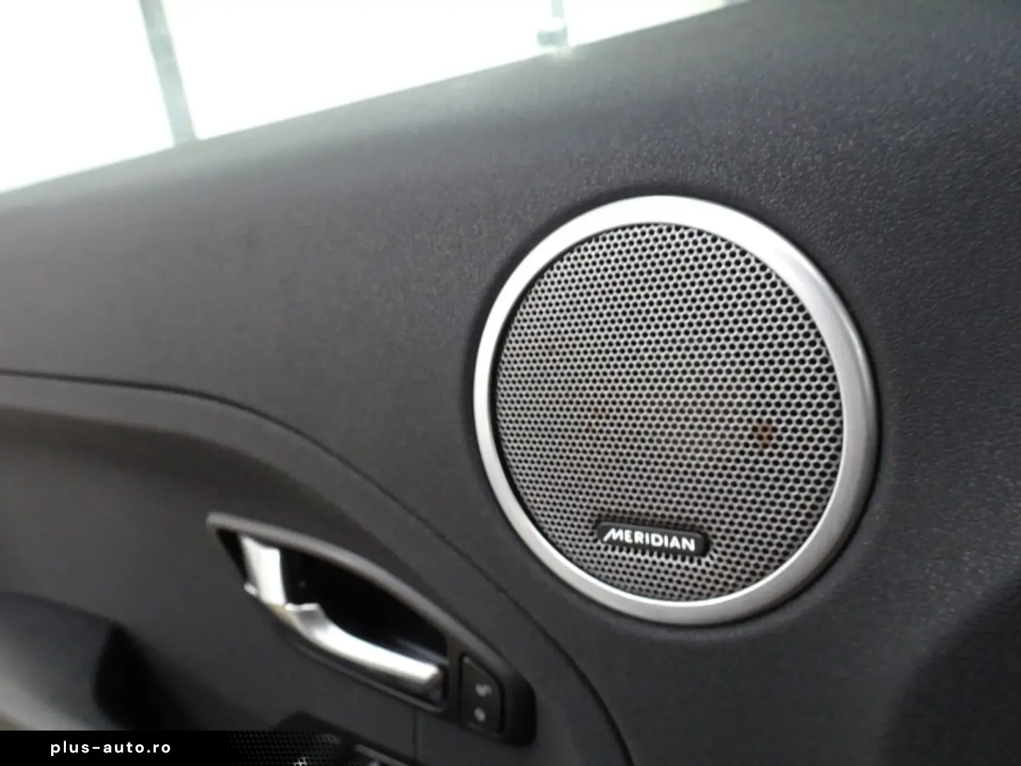 Land-Rover Range-Rover-Evoque Gen-I-2012-2018