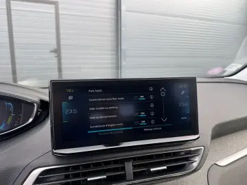 Peugeot 3008 Gen-Ii-2016