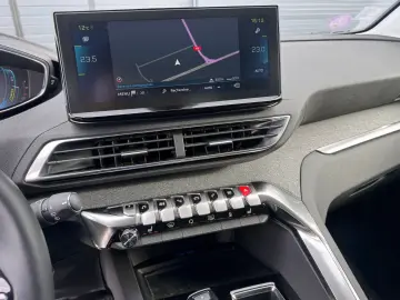 Peugeot 3008 Gen-Ii-2016