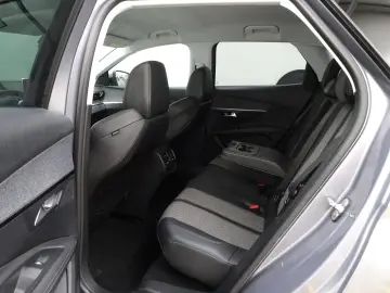 Peugeot 3008 Gen-Ii-2016