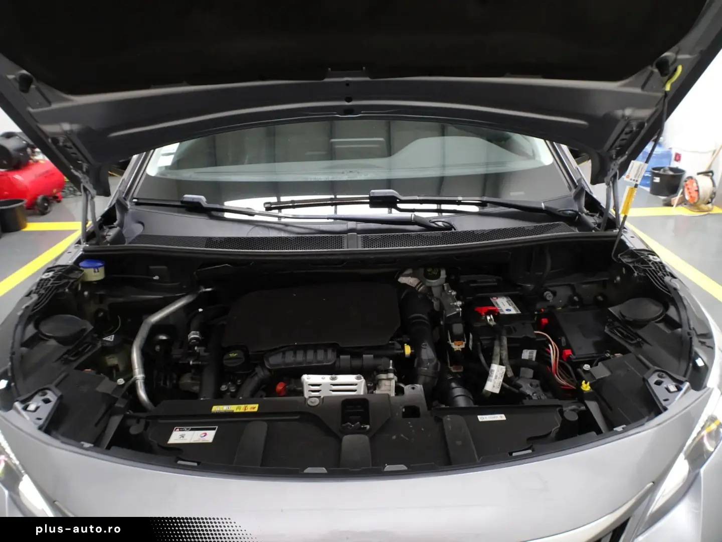 Peugeot 3008 Gen-Ii-2016