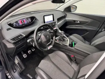 Peugeot 3008 Gen-Ii-2016