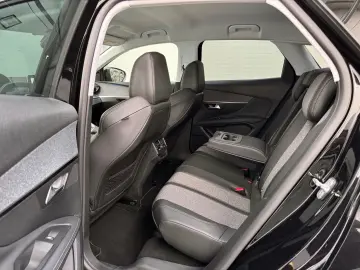 Peugeot 3008 Gen-Ii-2016