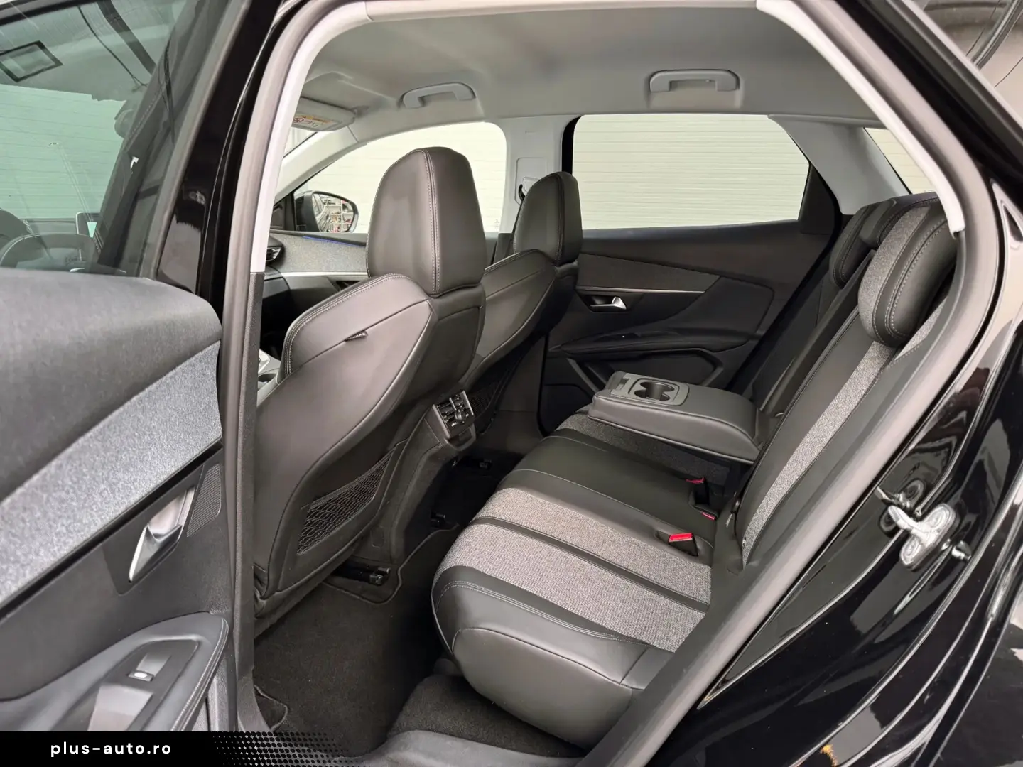 Peugeot 3008 Gen-Ii-2016