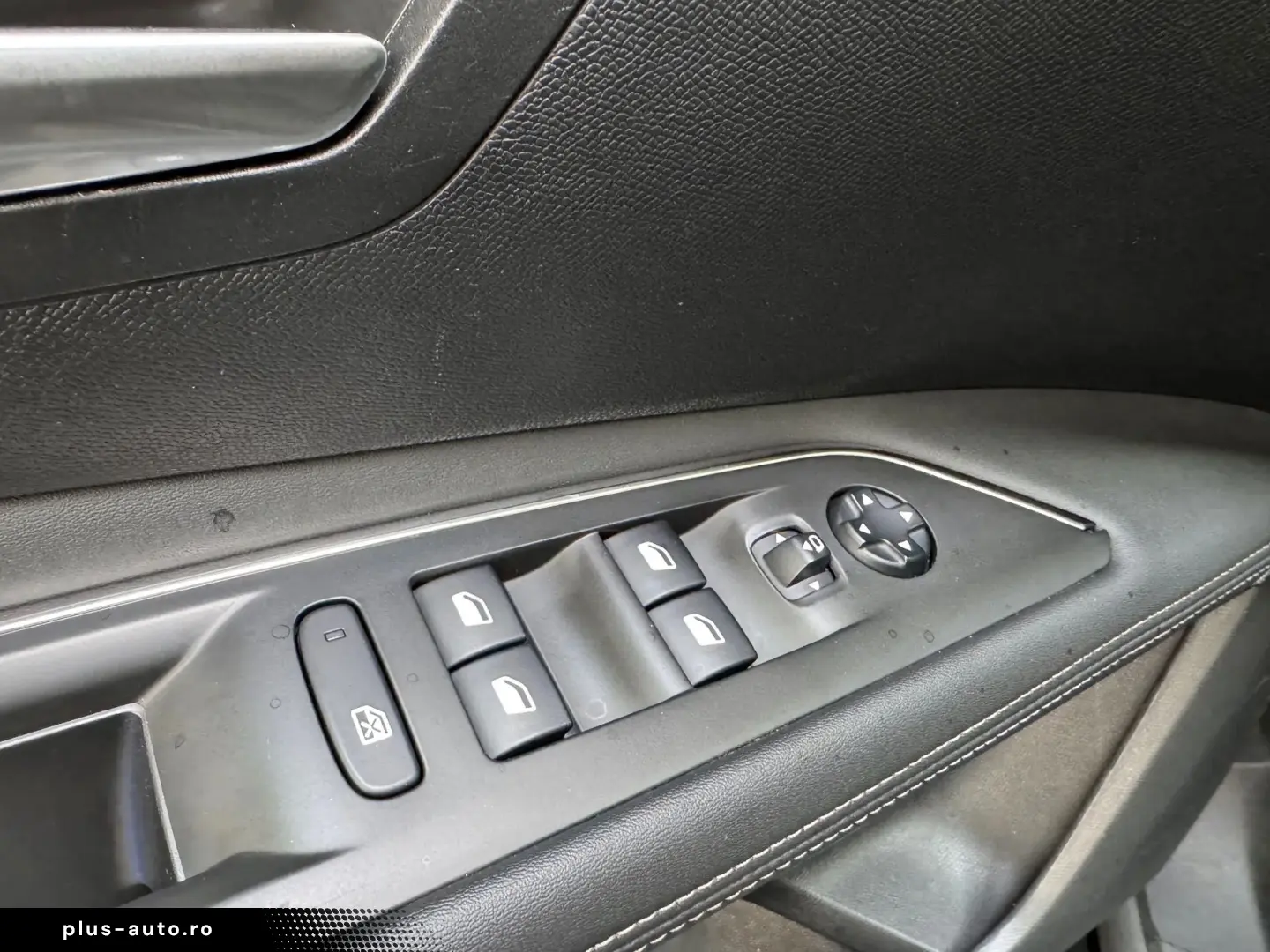 Peugeot 3008 Gen-Ii-2016