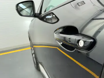 Peugeot 3008 Gen-Ii-2016