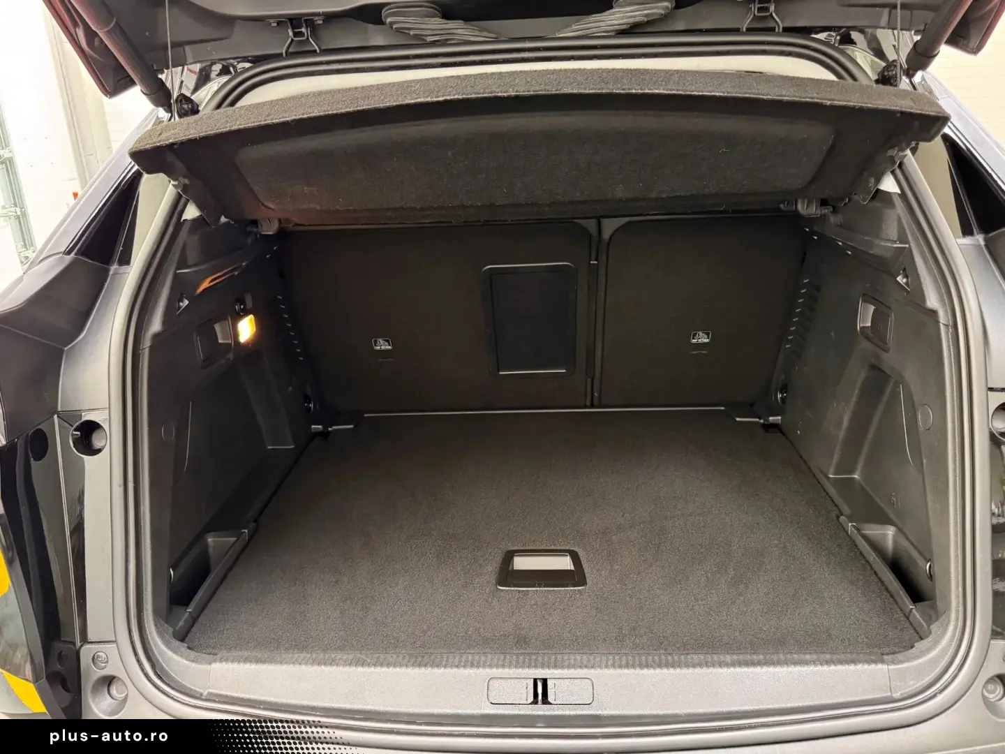 Peugeot 3008 Gen-Ii-2016