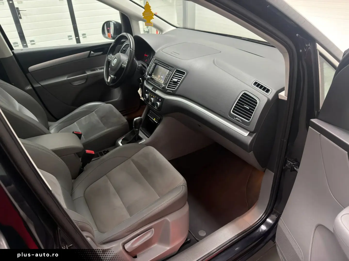 Volkswagen Sharan Gen-Ii-2010