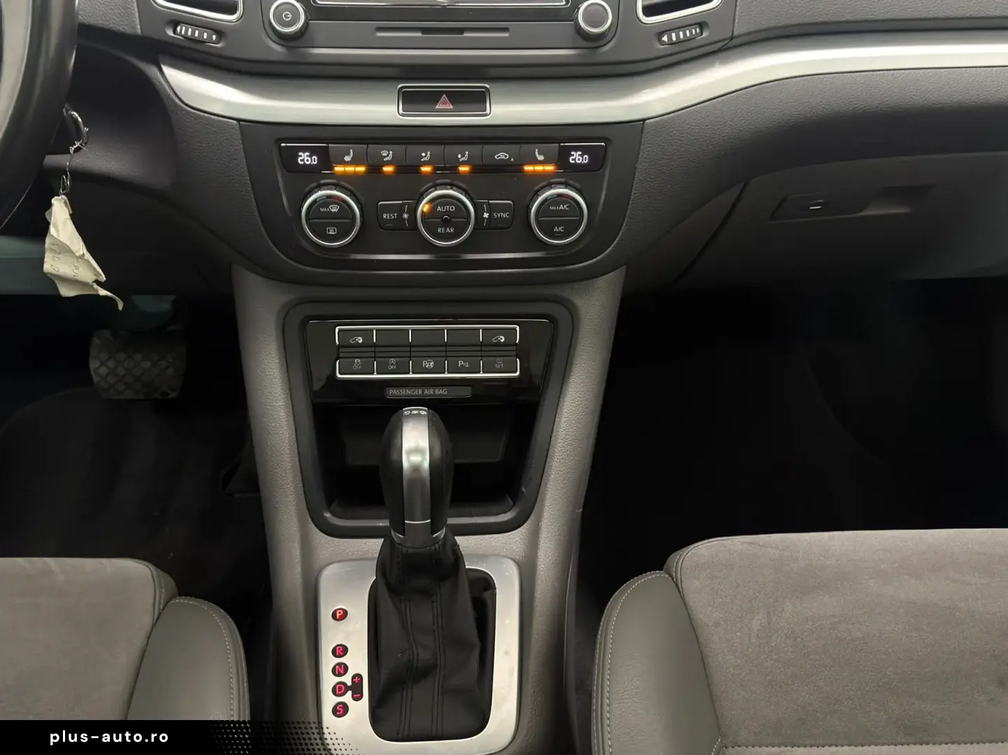 Volkswagen Sharan Gen-Ii-2010