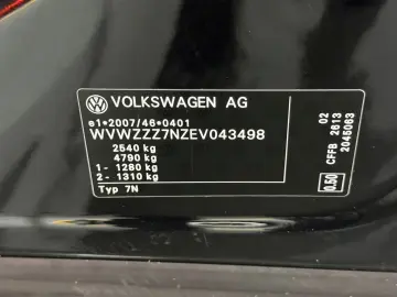 Volkswagen Sharan Gen-Ii-2010