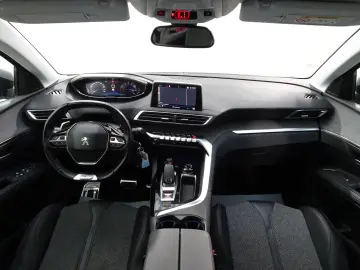 Peugeot 3008 Gen-Ii-2016