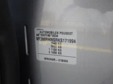 Peugeot 3008 Gen-Ii-2016