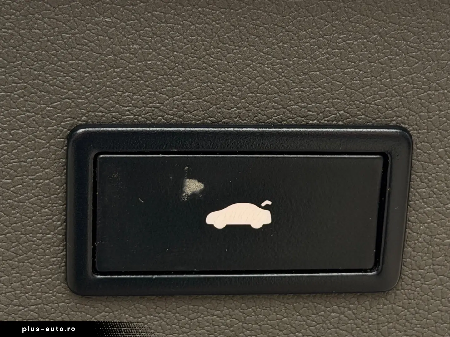 Audi Q5 Gen-8R-2008-2016