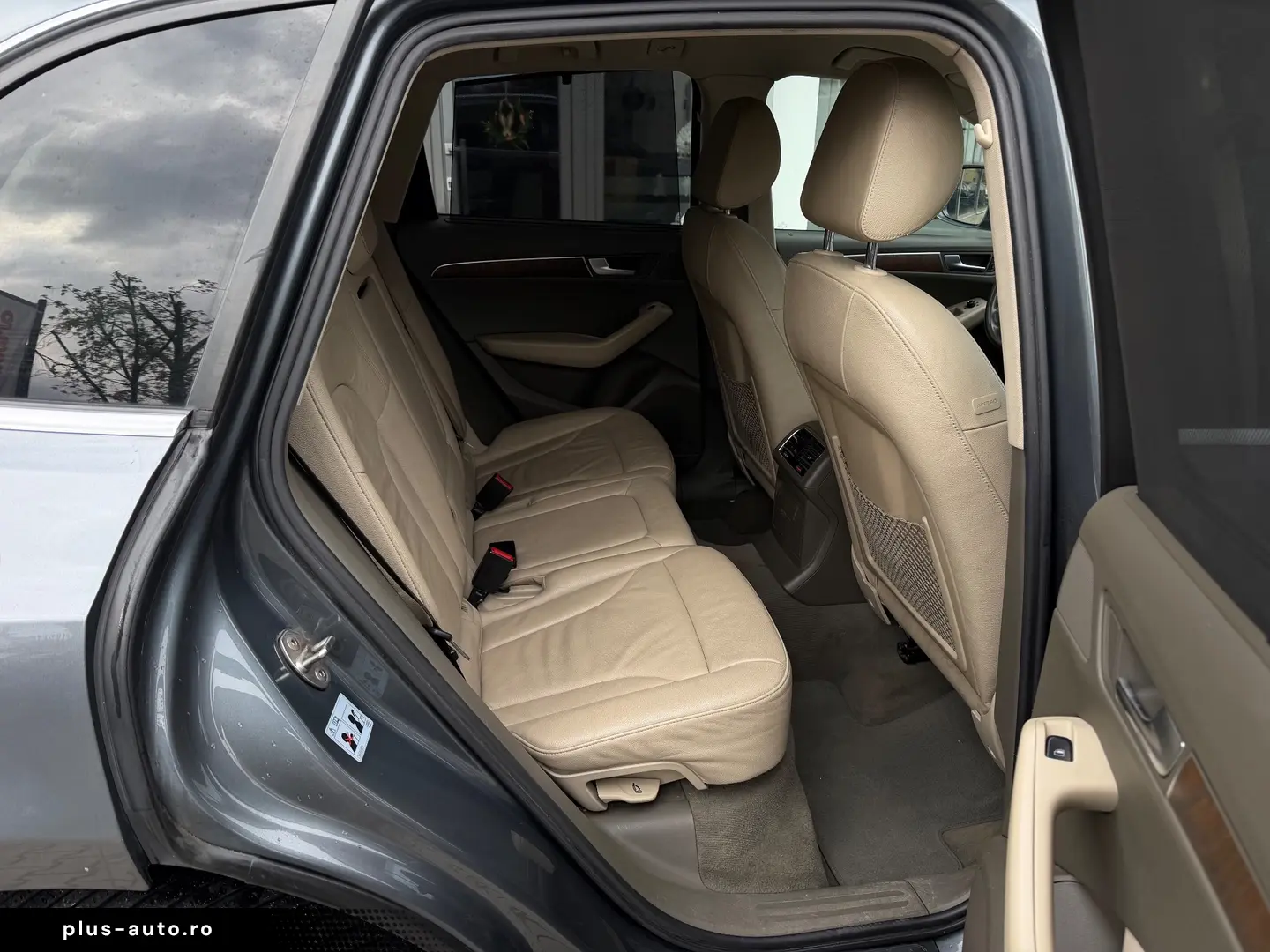 Audi Q5 Gen-8R-2008-2016