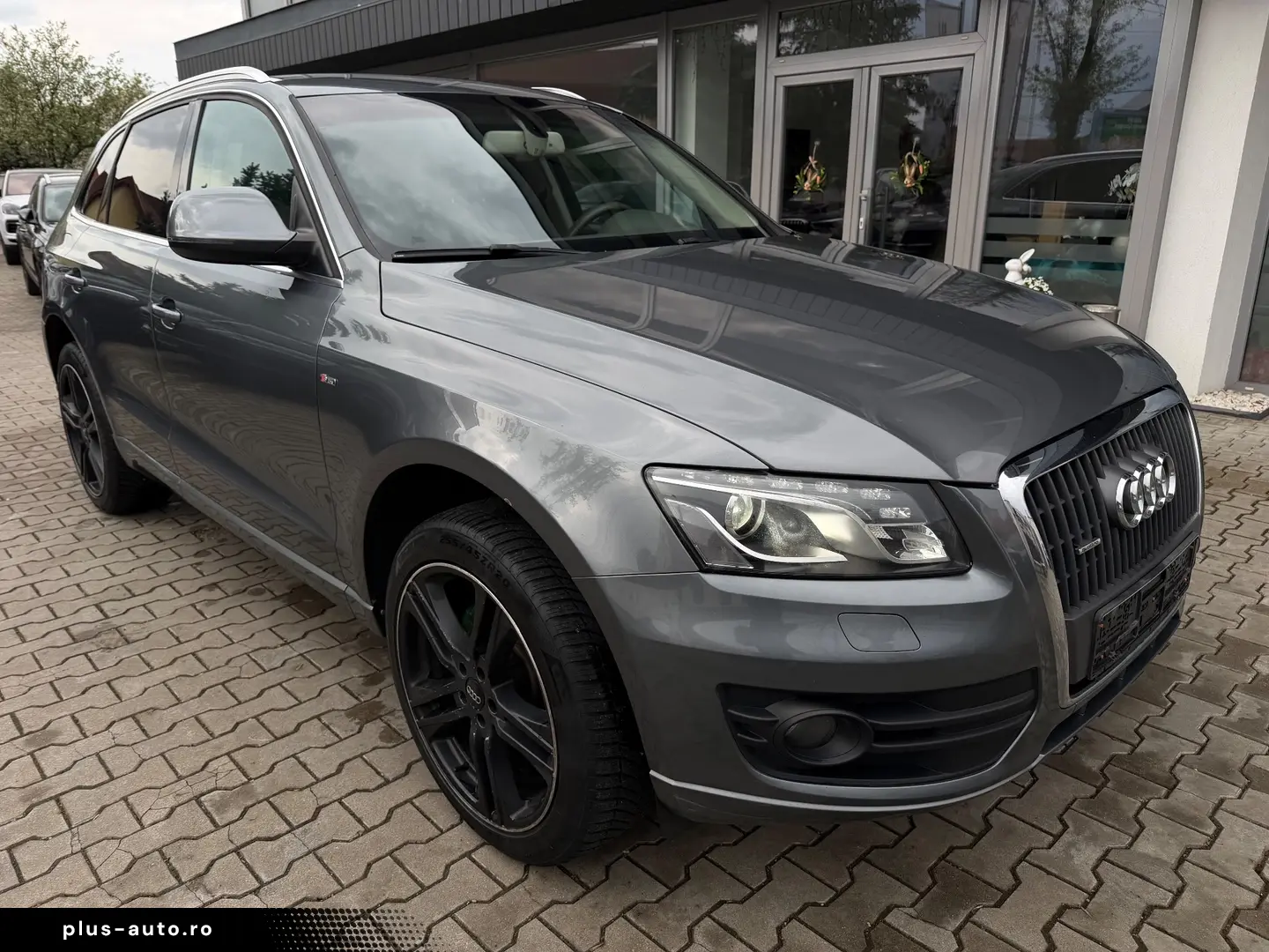Audi Q5 Gen-8R-2008-2016