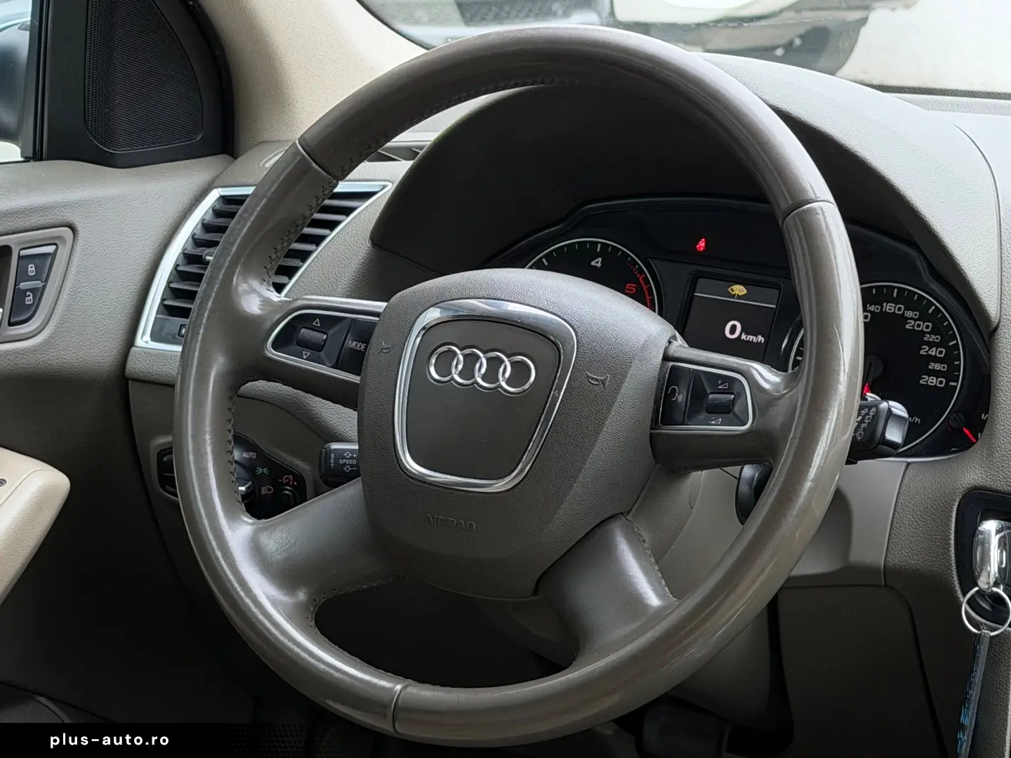 Audi Q5 Gen-8R-2008-2016