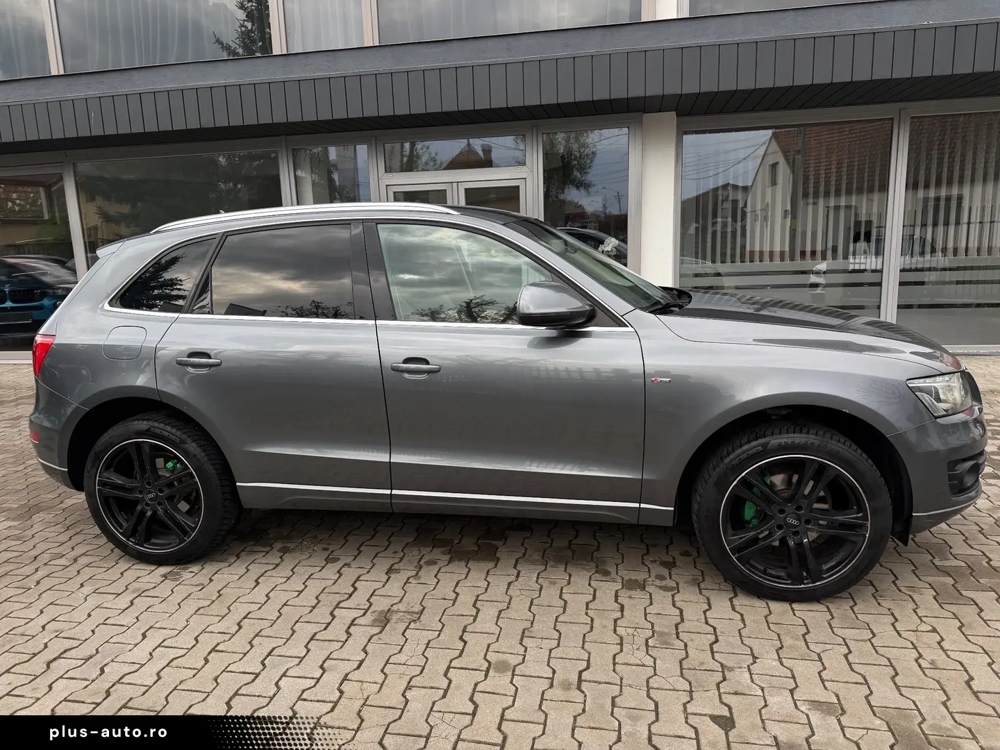 Audi Q5 Gen-8R-2008-2016