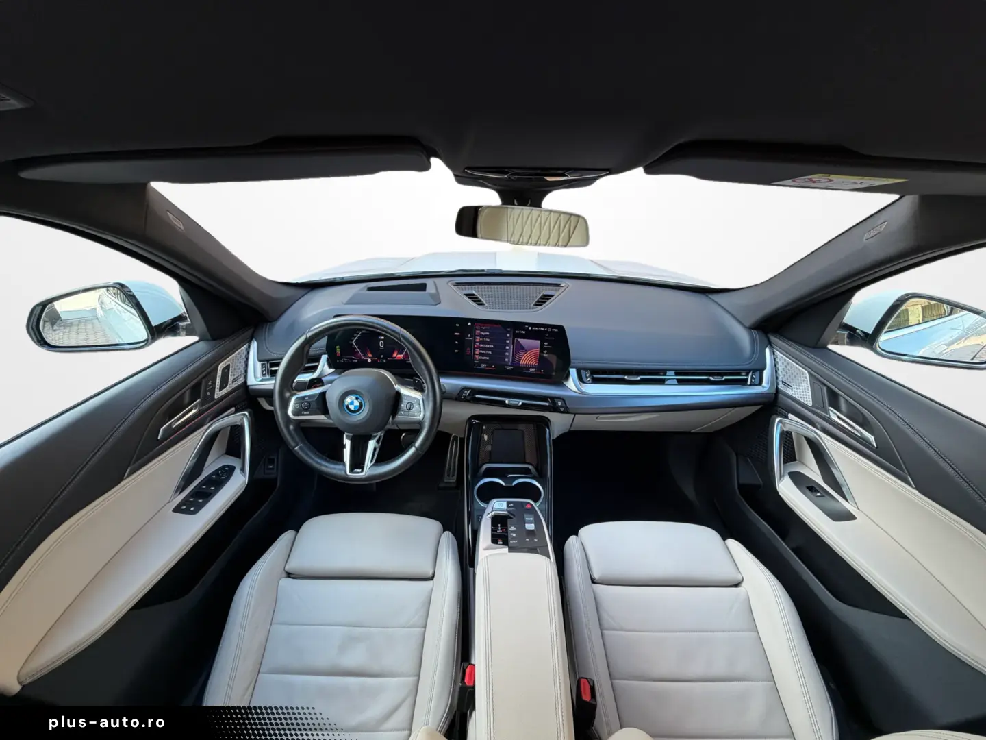 BMW X1 xDrive 25e M Sport   masaj   camere 360   HK