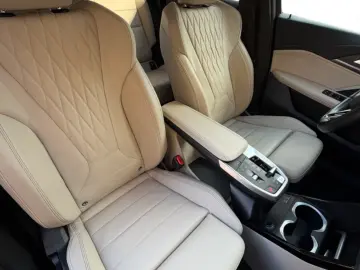 BMW X1 xDrive 25e M Sport   masaj   camere 360   HK