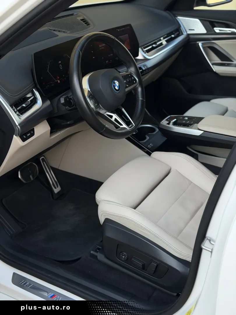 BMW X1 xDrive 25e M Sport   masaj   camere 360   HK